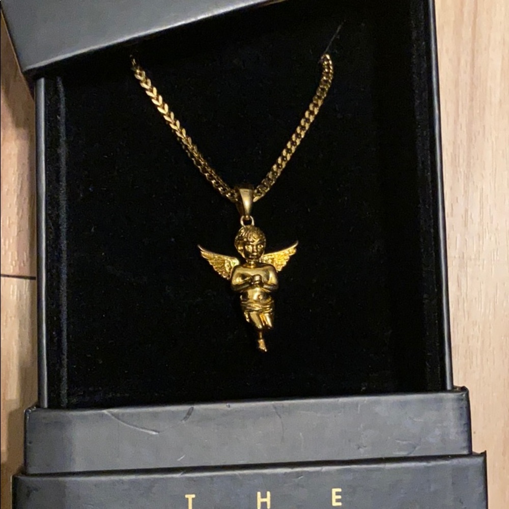 The Gold Gods angle piece